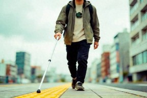 摆拍、反转被MCN操控背后